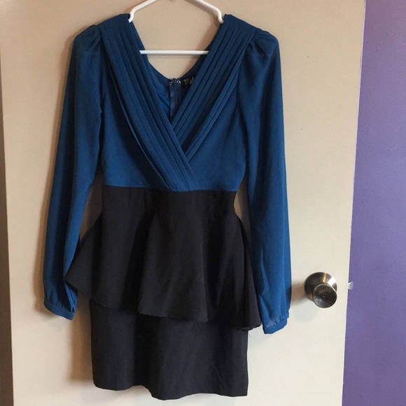 Dresses & Skirts - Peplum dress